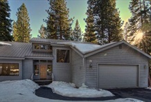 RedAwning Easy Access to Burnt Cedar Beach